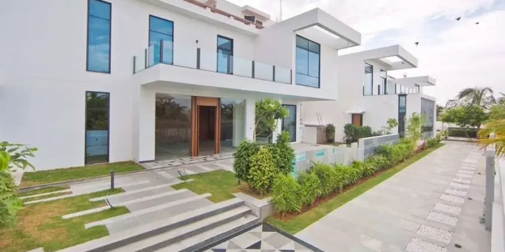 Luxury villa in Chennai’s gated community by top real estate builders and developers.